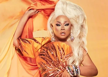 Jiggly Caliente'nin Gülümseme Dönüşümü