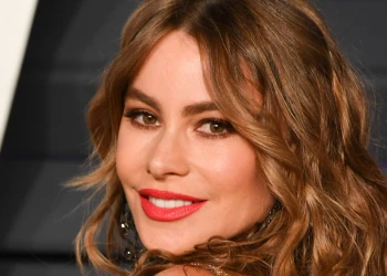 Sofia Vergara'nın Gülümseme Dönüşümü