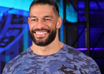 Roman Reigns'ın Gülümseme Dönüşümü