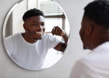 Dişler Nasıl Temizlenir? Etkili Diş Hijyeni Uygulamaları