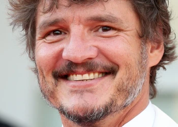 Pedro Pascal Teeth Transformation: Before and After