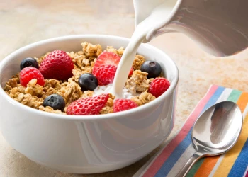 Kann ich nach einer Zahnimplantat-Operation Haferbrei essen?