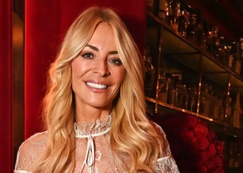 Zuby Tess Daly (staré/nové): Predtým a potom