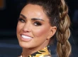 Katie Price Zähne: Die Entwicklung eines berühmten Hollywood-Lächelns