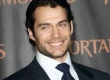 Henry Cavills Zähne: Transformation, schiefe Zähne & Veneers