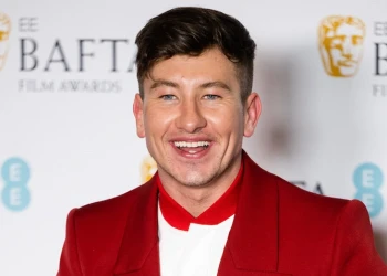 Zuby Barryho Keoghana: Fotky před a po, fasety a úsměv