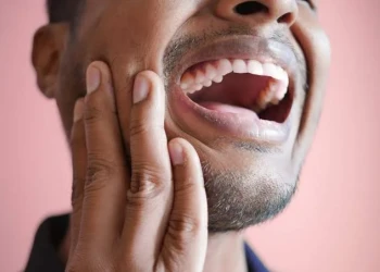 Jaw Clicking: Causes, One Side, Chewing & Treatment