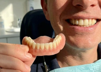 Flipper Tooth: Eating, Insertion, Sleeping & Temporary